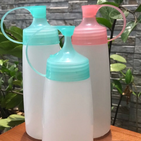 Chai đựng sốt dáng tròn