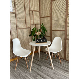 Bộ bàn ăn bằng gỗ hình tròn, bàn cafe hình tròn, bàn trà, bàn trang trí hình tròn( kèm 2 ghế)