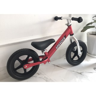 Xe thăng bằng Speedys mầu Bạc