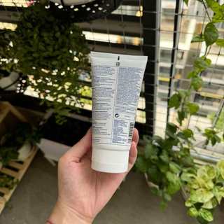 Sửa rửa mặt tạo bọt Korres 150ml