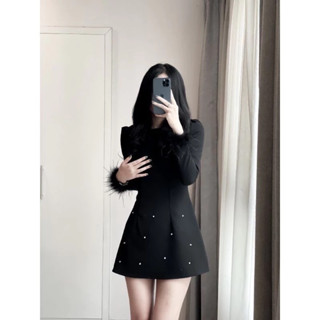  Váy đen tay dài viền lông dáng ngắn chữ A đi làm công sở dự tiệc 