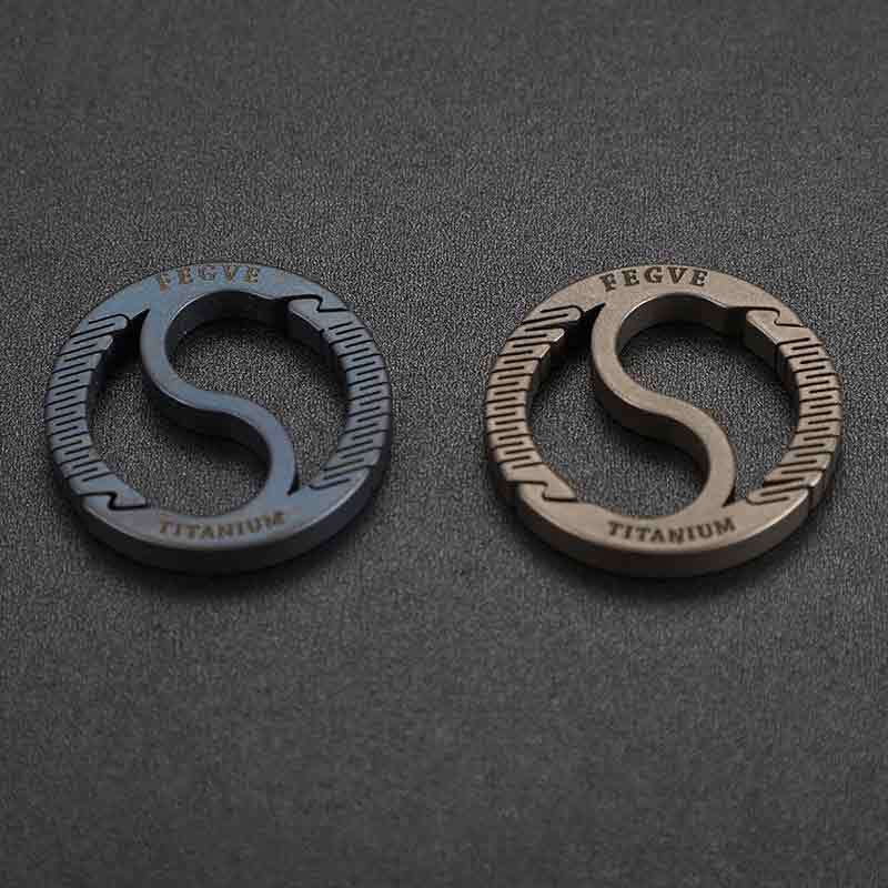 Vòng khoen móc khóa,ring phụ kiện EDC Ti bát quái (Fegve)