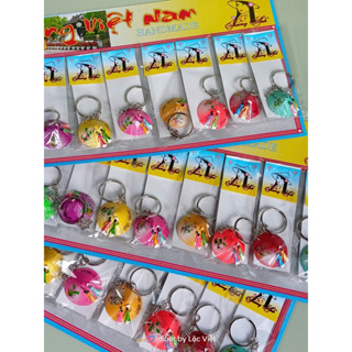 Bộ vỉ 10 móc khóa mô hình nón lá lưu niệm Việt Nam - Size nhỏ - 3CM - Lộc Việt Souvenir