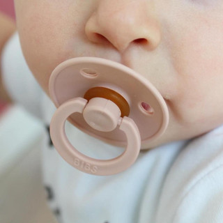 Ti giả / ty giả cao su Bibs Đan Mạch cho bé
