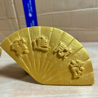 Thỏi vàng, quạt tượng di lặc bằng bột đá