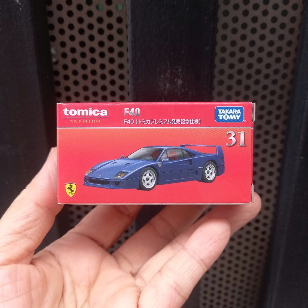 Xe mô hình tomica premium, No.31 Ferrari F40 (xanh)