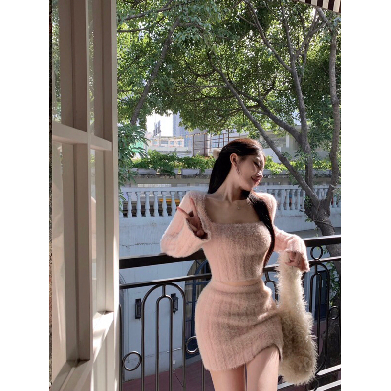 Set hồng pastel | Jumpsuit màu kem | Áo leila top xẻ tà (có mút ngực) [Pass]