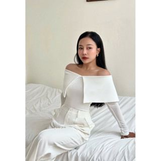 Áo Thun Trễ Vai Phối Trắng 2 Lớp, Áo Thiết Kế Dài Tay, Thân Áo Chất Nhũ Co Dãn Mềm Mại