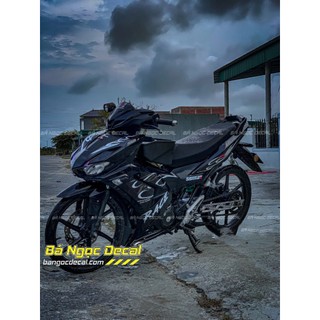 TEM DÁN LỬA TRẮNG RS150R XE WINNER X V3 MÀU ĐEN