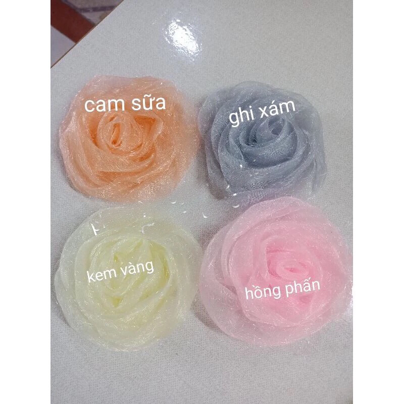 hoa voan xù 8cm .