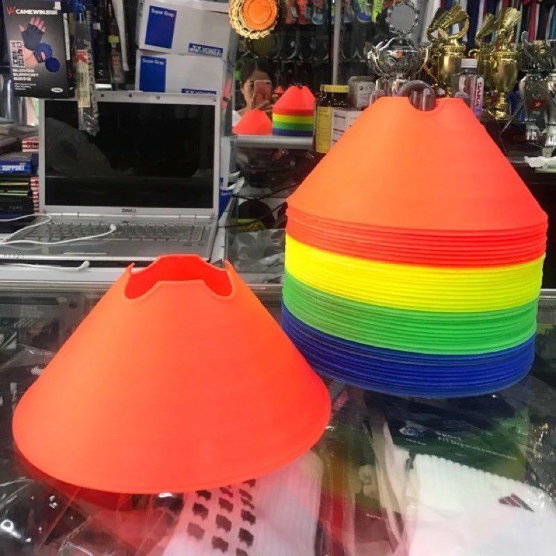 Nấm tập chiến thuật bóng đá .Cone tập chiến thuật