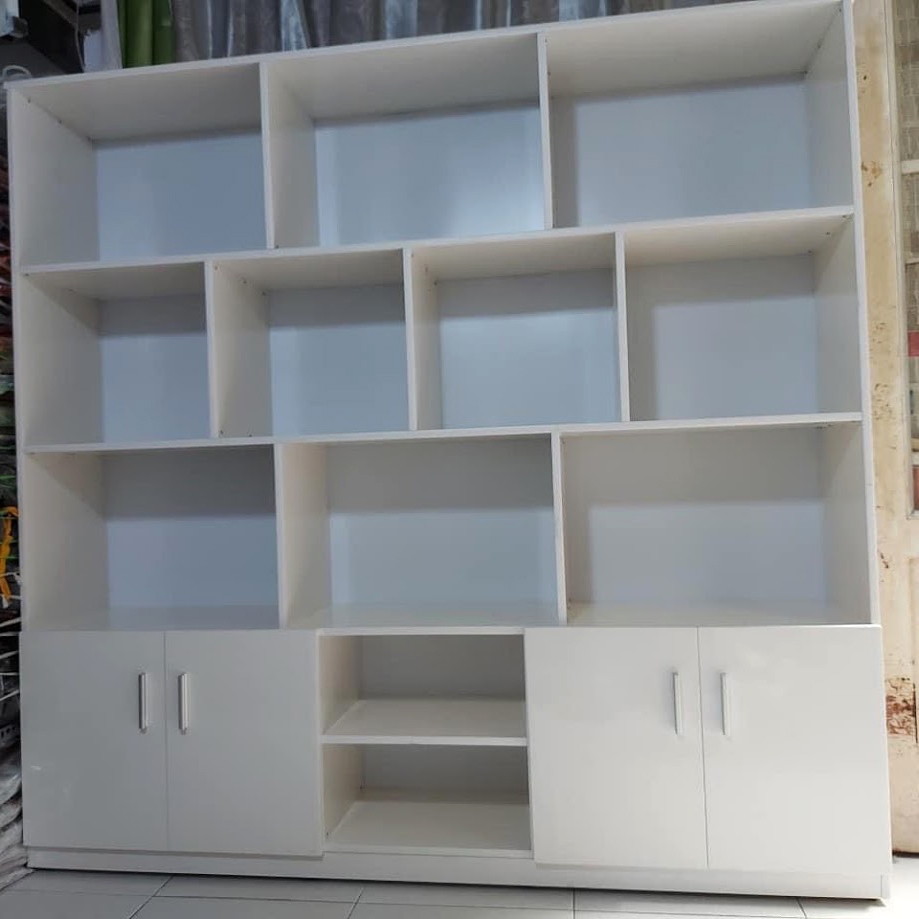 kệ trưng bày kệ mỹ phẩm nhựa đài loan cao cấp