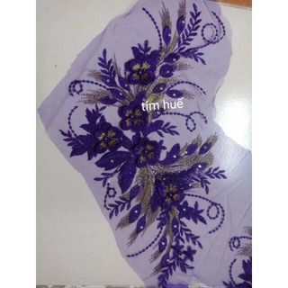 Hoa ren trang trí váy ,áo dài( giá 45 k/1 bông)