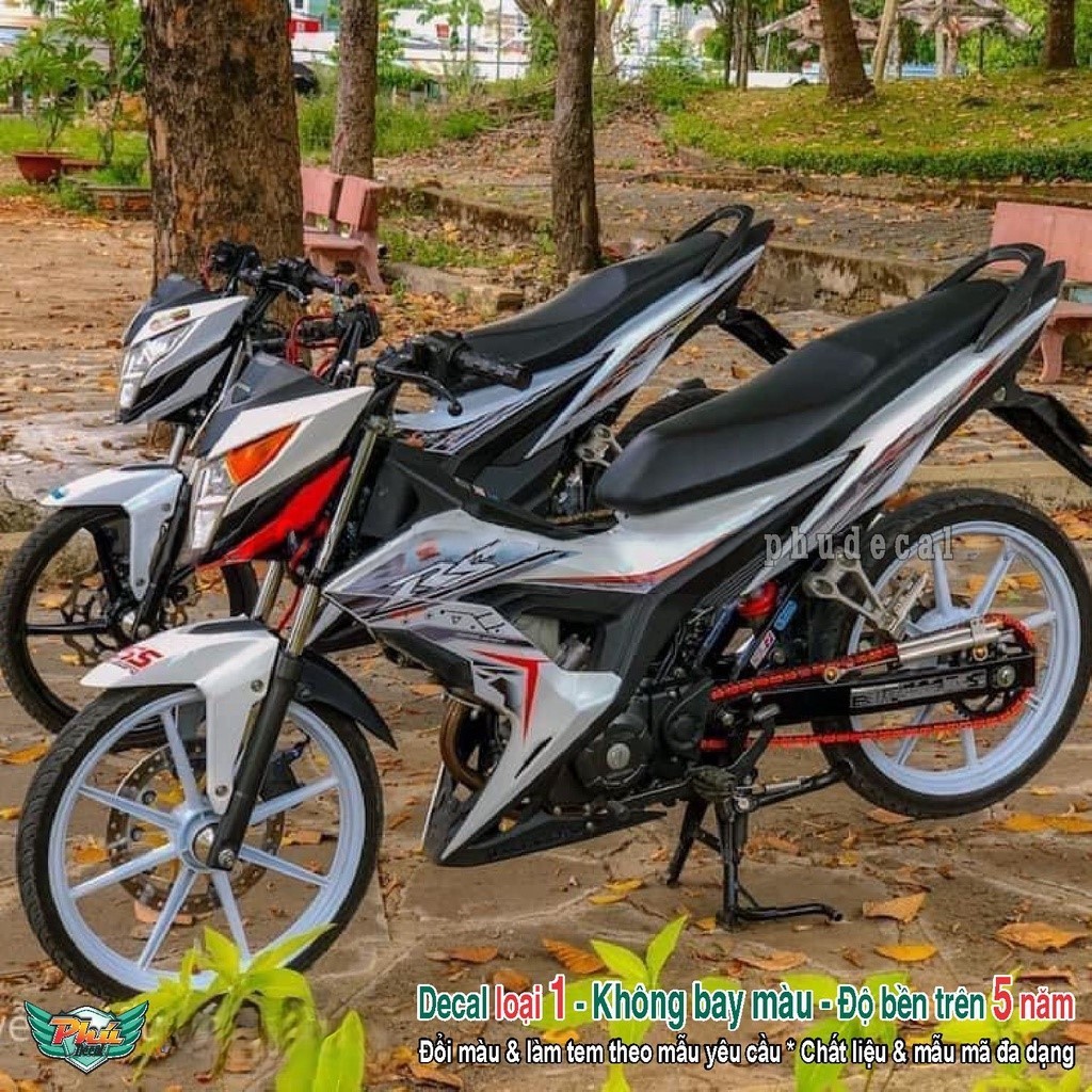 Tem rời xe sonic Trắng Rs (A)