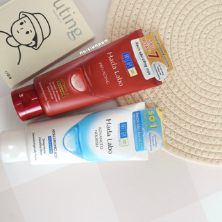 Sữa rửa mặt Hada Labo Gokujyun Foaming Cleanser