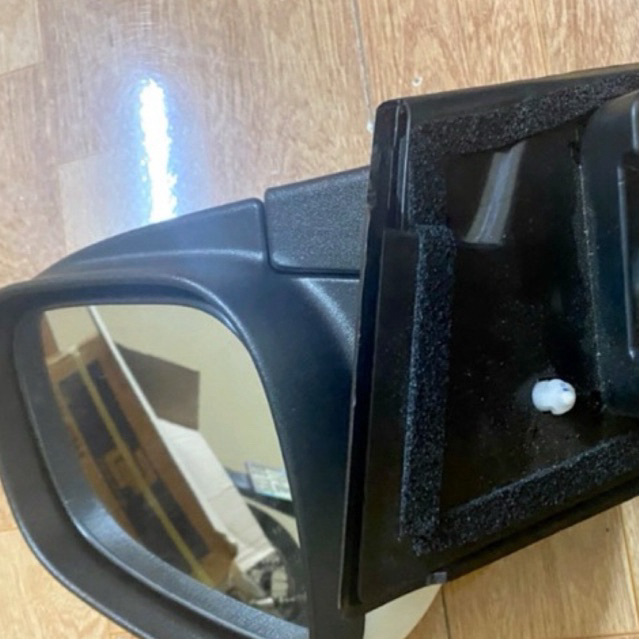 gương Spark m300 , Matiz 4 ( chỉnh mặt điện / 3 dây , xịn )