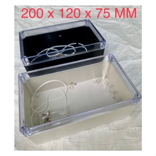 Hộp nắp trong 200x120x75mm tặng kèm ốc vít và ron cao su chống nước. Hộp nhựa đựng mạch điện tử