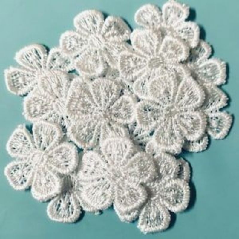 Set 10 hoa ren trắng size 4,8cm (H113)
