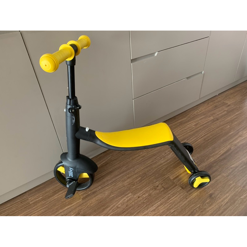 (Thanh lý) Thanh lý xe trượt Scooter trẻ em Nadle Joovy 3in1