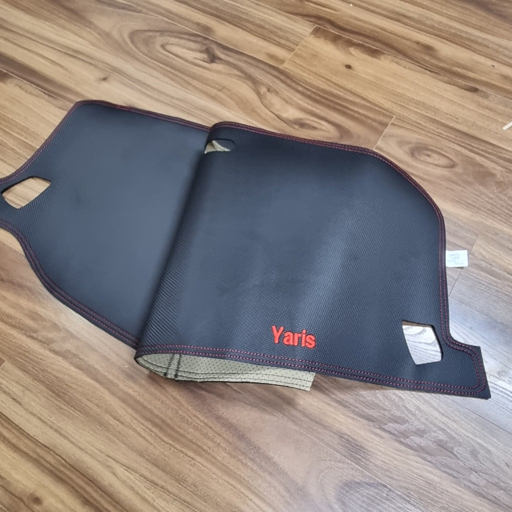 Toyota Yaris Cross- Thảm taplo da vân carbon ô tô Toyota YARIS CROSS 2023-2024 hàng loại 1 cao cấp 3 lớp bảo vệ taplo