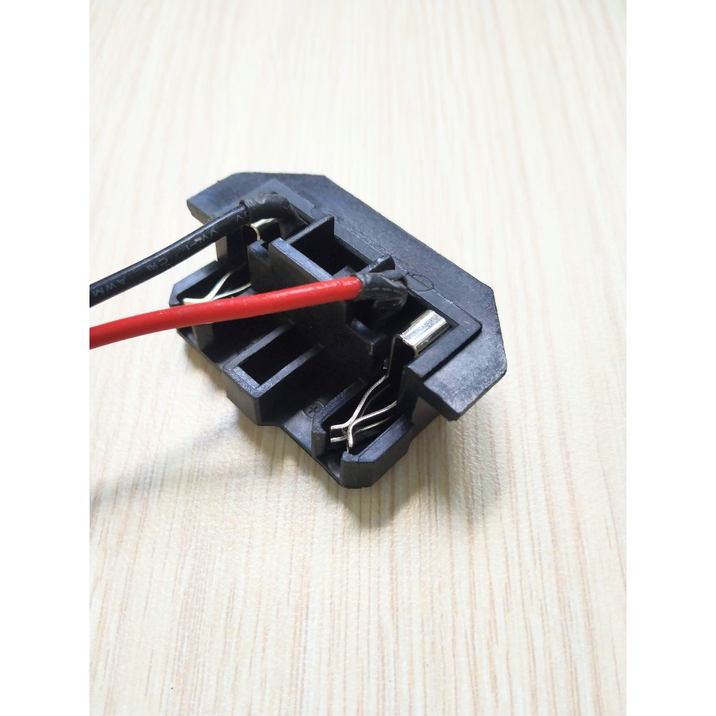 (IN3DSHOP) Chân tiếp xúc pin AEG RiDGiD hàng chính hãng