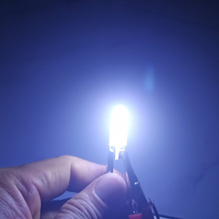 Bóng led T10 silicon sáng trắng 2 mặt