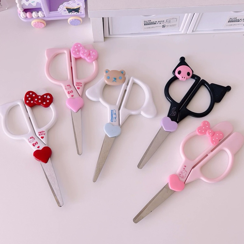 🌸𝐓𝐀̣̆𝐍𝐆 𝐐𝐔𝐀̀🌸 Kéo to có 2 kích thước Hello Kitty - Melody