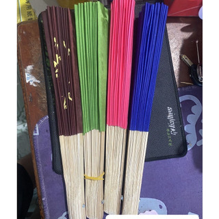 Quạt Lụa Vải Hoạ Tiết Sắc Màu Đẹp