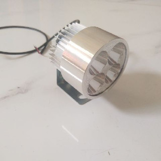 Đèn pha trợ sáng xe đạp điện