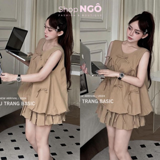 Set thiết kế thời trang nữ cực xinh cho nàng bánh bèo dạo phố, áo sát nách form babydoll phối chân váy xếp ly đinh nơ