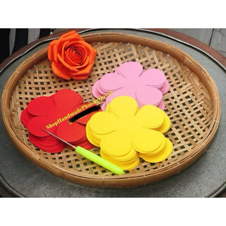 1 set cánh hoa cắt sẵn lên bông 8cm ( 1 set làm được 10 bông gồm 5 lớp) cắt máy