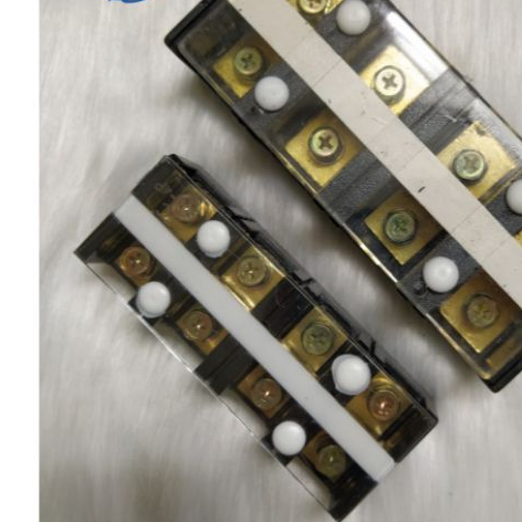 Cầu đấu điện 60A-04P và 100A-04P