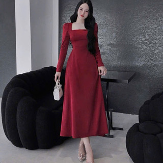Váy dài tay tuylip đuôi cá