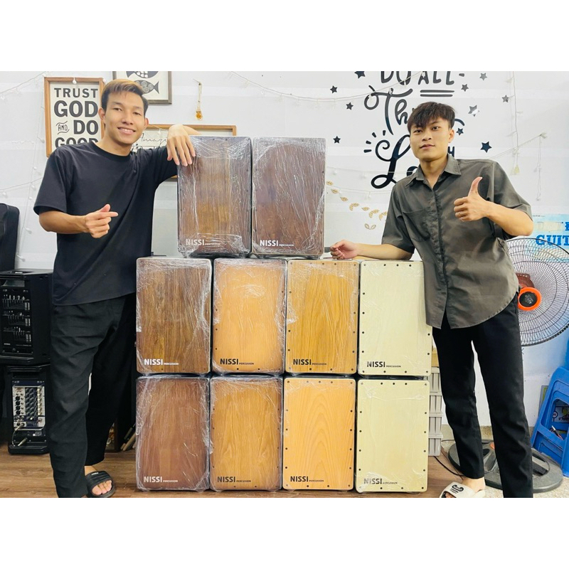 Trống cajon. Cajon du ca.