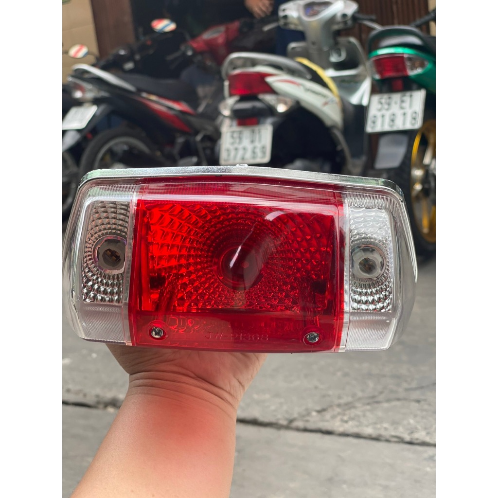 ĐÈN LÁI ( ĐÈN HẬU ) XE MAX 3 ( TRUNG QUỐC ) - HÀNG ĐẸP