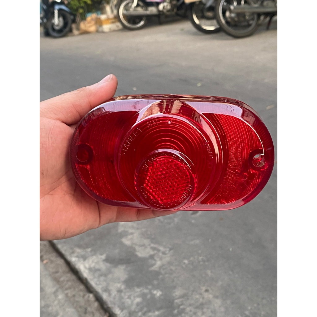 CHỤP ĐÈN LÁI ( ĐÈN HẬU ) 67