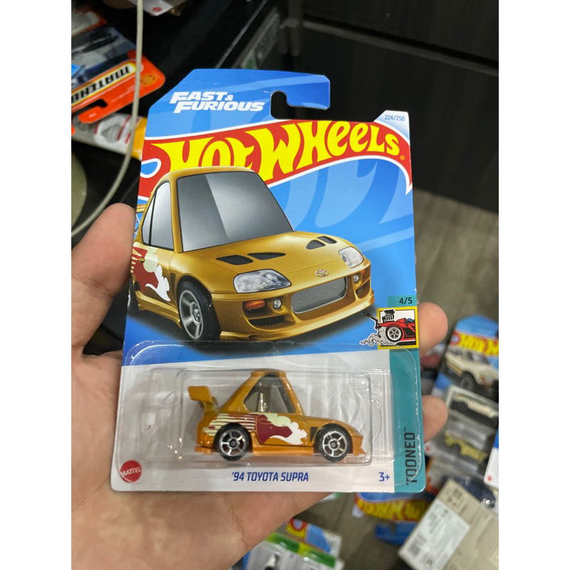 Hotwheels 2024 Toyota Supra tooned/ mô hình ô tô