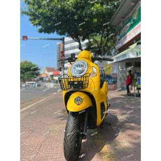 Rổ xe / giỏ trước xe SCOOPY đen / trắng