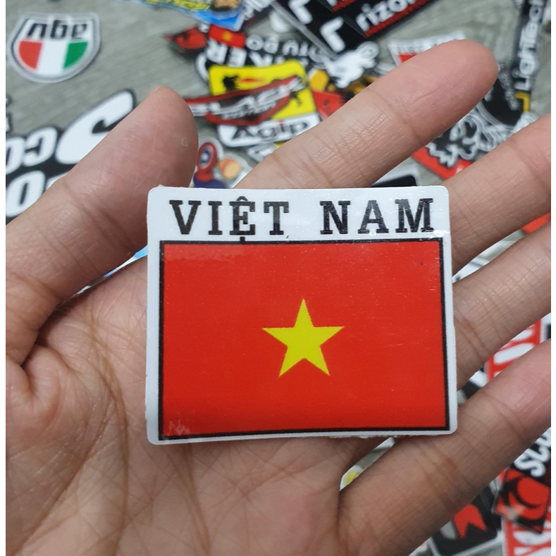 Tem lá cờ Việt Nam 5x4cm dán xe máy,ô tô,xe điện,laptop,điện thoại...Decal 3 lớp cao cấp,chống nước