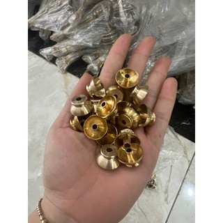 Chén hứng dầu chống kiến Chén dầu đồng vàng gắn móc lồng chim chào mào, chích chòe họa mi cao cấp