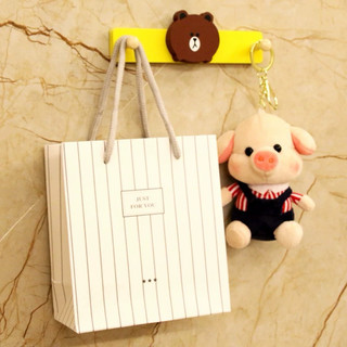 Móc gỗ dán tường Hello Kitty Doremon Doraemon