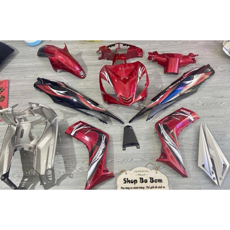 Dàn Áo Đỏ Đen Bạc Ex Nhỏ