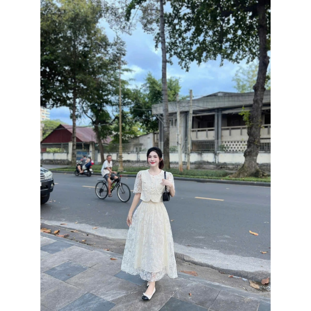 Sét váy tiểu thư thanh lịch sang trọng sét váy ren áo from ngắn tay phồng phối túi viền ren mix chân váy dáng dài doxinh