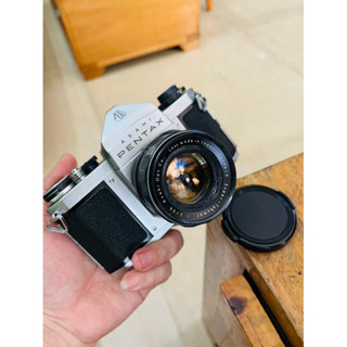 Máy ảnh film Pentax SV + Lens super Takumar 55mm f2 ngàm M42