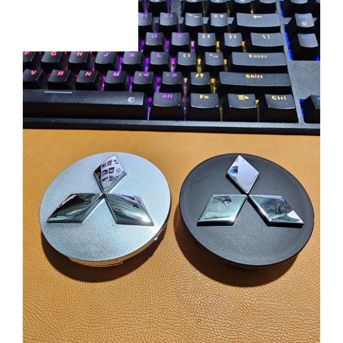 Logo chụp mâm, ốp lazang bánh xe Mitsubishi Xpander - Đường kính ngoài 60mm