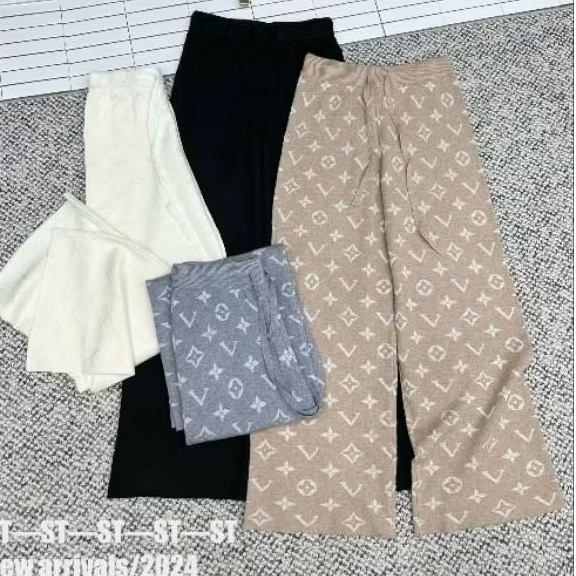 Quần len suông họa tiết chữ L hàng QC