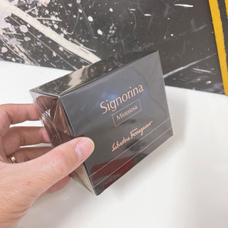 Nước hoa nữ Signorina 100ml(đen)