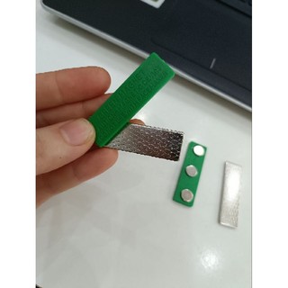 5 Nam châm thẻ tên nhân viên có nam châm 3 nút gắn áo tiện lợi
