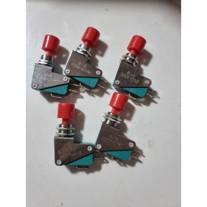 Công tắc hành trình có núm