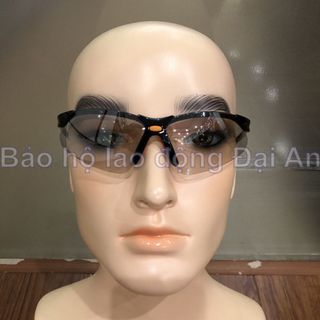 Kính bảo hộ lao động màu trắng tráng gương chính hãng Everest -EV303